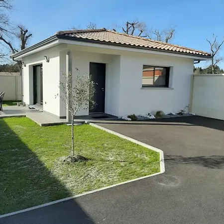 Maison Neuve De 40m2avec Jardin Clos Et Terrasse Ensoleillee Entre Ocean, Lac Et Foret De Pins Tatil Evi