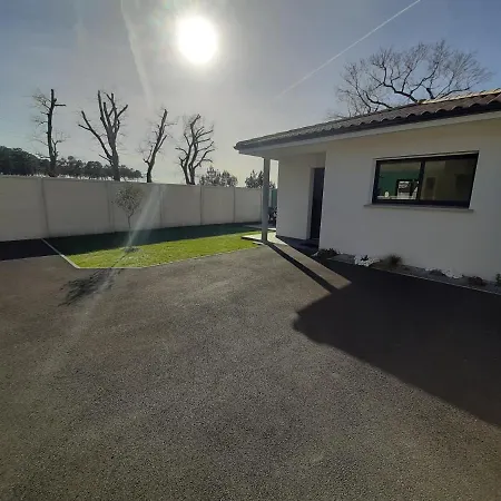 Maison Neuve De 40m2avec Jardin Clos Et Terrasse Ensoleillee Entre Ocean, Lac Et Foret De Pins *