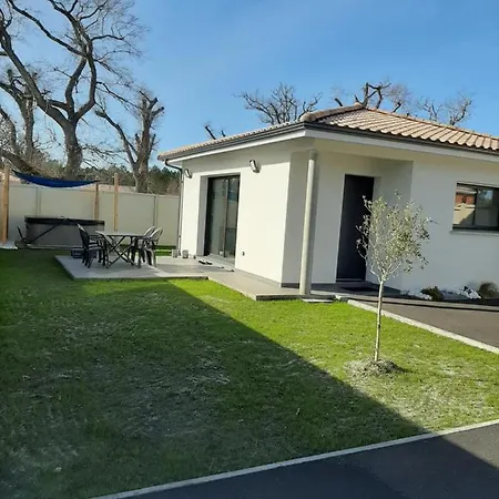 Maison Neuve De 40m2avec Jardin Clos Et Terrasse Ensoleillee Entre Ocean, Lac Et Foret De Pins Tatil Evi