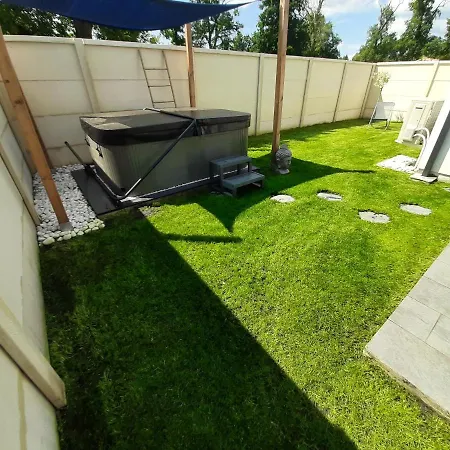 Maison Neuve De 40m2avec Jardin Clos Et Terrasse Ensoleillee Entre Ocean, Lac Et Foret De Pins