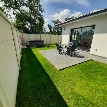 Maison Neuve De 40m2avec Jardin Clos Et Terrasse Ensoleillee Entre Ocean, Lac Et Foret De Pins Ychoux
