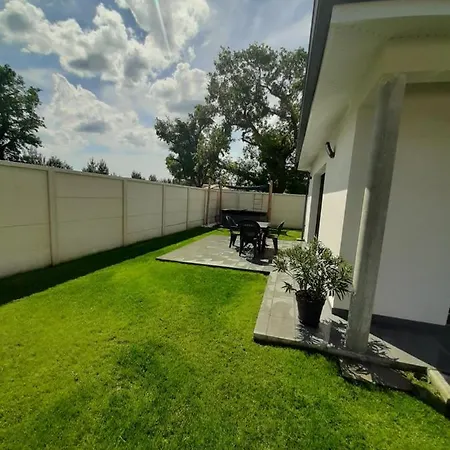 Maison Neuve De 40m2avec Jardin Clos Et Terrasse Ensoleillee Entre Ocean, Lac Et Foret De Pins *