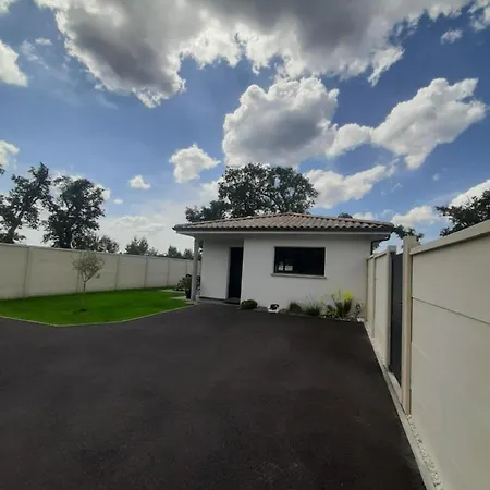 Maison Neuve De 40m2avec Jardin Clos Et Terrasse Ensoleillee Entre Ocean, Lac Et Foret De Pins Ychoux